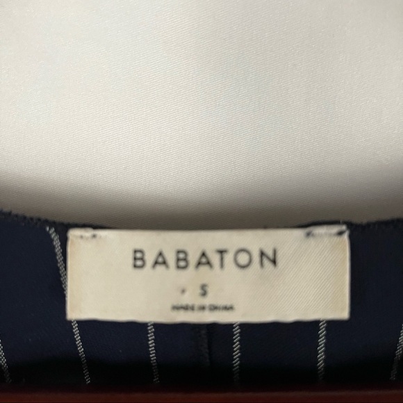 BABATON front tie Blouse - Picture 10 of 12